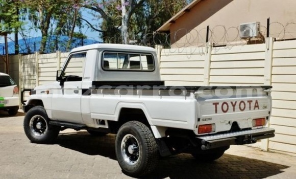 Nunua Ilio tumika Toyota Land Cruiser Nyingine Gari ndani ya Maputo nchini Maputo Nunua Ilio tumika Toyota Land Cruiser Nyingine Gari ndani ya Maputo nchini Maputo