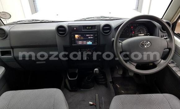 Tenga Tsaru Land Rover Series II Girinhi Mota in Balama in Cabo Delgado Tenga Tsaru Land Rover Series II Girinhi Mota in Balama in Cabo Delgado