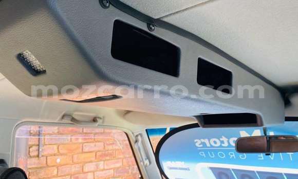 Comprar Usado Toyota Land Cruiser Bege Carro em Maputo em Maputo Comprar Usado Toyota Land Cruiser Bege Carro em Maputo em Maputo