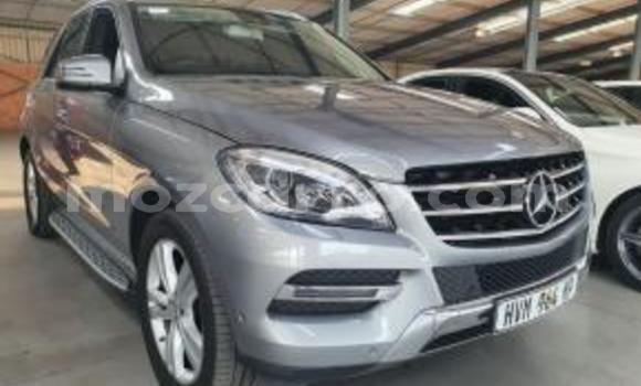 Tenga Imported Mercedes‒Benz ML-Class Sirivha Mota in Zumbo in Tete Tenga Imported Mercedes‒Benz ML-Class Sirivha Mota in Zumbo in Tete