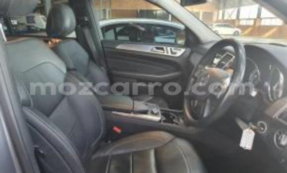 Tenga Imported Mercedes‒Benz ML-Class Sirivha Mota in Zumbo in Tete Tenga Imported Mercedes‒Benz ML-Class Sirivha Mota in Zumbo in Tete