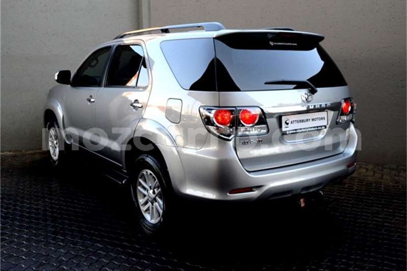 Big with watermark toyota fortuner nampula mocambique 9145