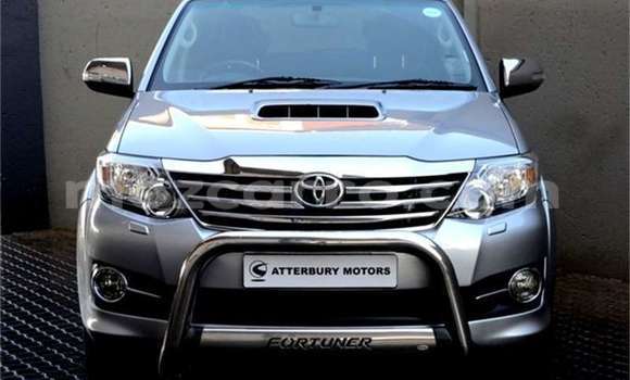 Buy Used Toyota Fortuner Silver Car in Mocambique in Nampula Buy Used Toyota Fortuner Silver Car in Mocambique in Nampula