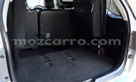 Tenga Tsaru Toyota Fortuner Sirivha Mota in Mocambique in Nampula Tenga Tsaru Toyota Fortuner Sirivha Mota in Mocambique in Nampula