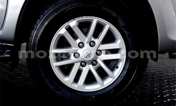 Tenga Tsaru Toyota Fortuner Sirivha Mota in Mocambique in Nampula Tenga Tsaru Toyota Fortuner Sirivha Mota in Mocambique in Nampula