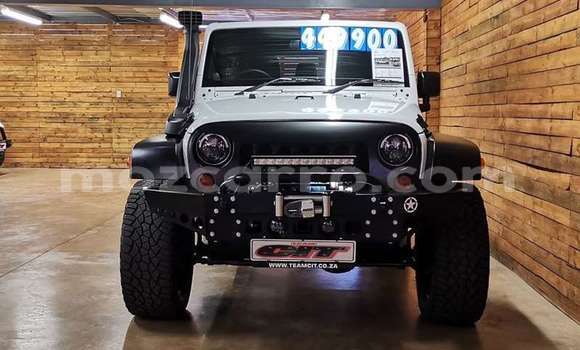 Comprar Usado Jaguar E-Pace De outros Carro em Moçambique em Nampula