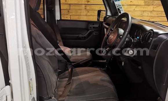 Comprar Usado Jaguar E-Pace De outros Carro em Moçambique em Nampula Comprar Usado Jaguar E-Pace De outros Carro em Moçambique em Nampula