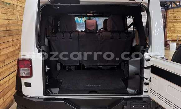 Comprar Usado Jaguar E-Pace De outros Carro em Moçambique em Nampula Comprar Usado Jaguar E-Pace De outros Carro em Moçambique em Nampula