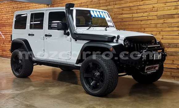 Comprar Usado Jaguar E-Pace De outros Carro em Moçambique em Nampula Comprar Usado Jaguar E-Pace De outros Carro em Moçambique em Nampula