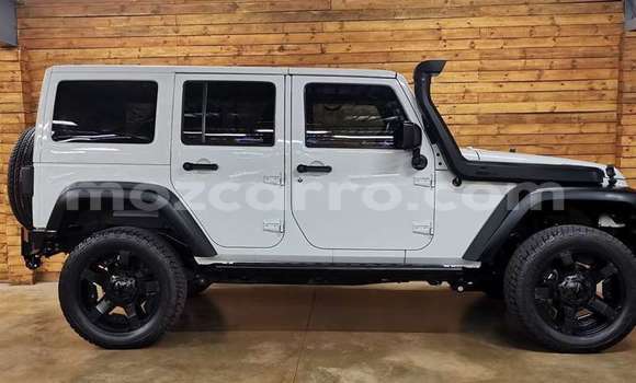 Comprar Usado Jaguar E-Pace De outros Carro em Moçambique em Nampula Comprar Usado Jaguar E-Pace De outros Carro em Moçambique em Nampula