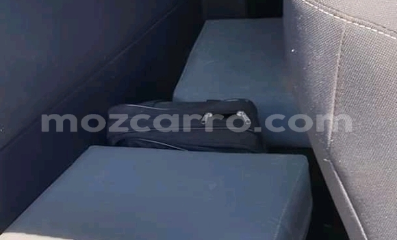 Tenga Tsaru Toyota Hilux Chena Mota in Chemba in Sofala Tenga Tsaru Toyota Hilux Chena Mota in Chemba in Sofala