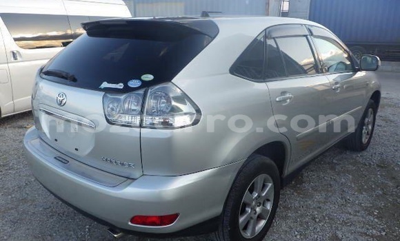 Comprar Usado Toyota Harrier Prata Carro em Maputo em Maputo Comprar Usado Toyota Harrier Prata Carro em Maputo em Maputo