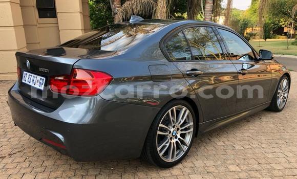 Tenga Tsaru BMW 3-Series Sirivha Mota in Zumbo in Tete Tenga Tsaru BMW 3-Series Sirivha Mota in Zumbo in Tete