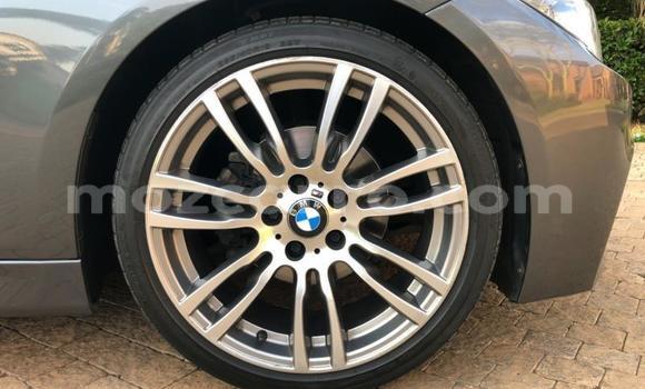 Tenga Tsaru BMW 3-Series Sirivha Mota in Zumbo in Tete Tenga Tsaru BMW 3-Series Sirivha Mota in Zumbo in Tete