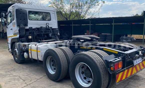 Comprar Usado Nissan UD Branco Caminhão em Maputo em Maputo Comprar Usado Nissan UD Branco Caminhão em Maputo em Maputo