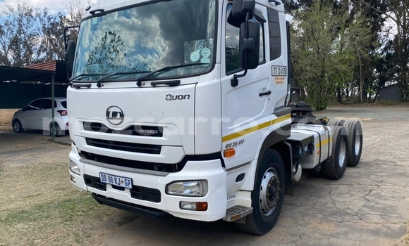 Comprar Usado Nissan UD Branco Caminhão em Maputo em Maputo Comprar Usado Nissan UD Branco Caminhão em Maputo em Maputo