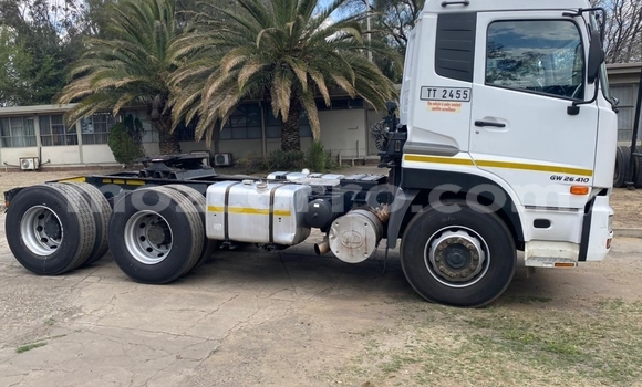 Comprar Usado Nissan UD Branco Caminhão em Maputo em Maputo Comprar Usado Nissan UD Branco Caminhão em Maputo em Maputo