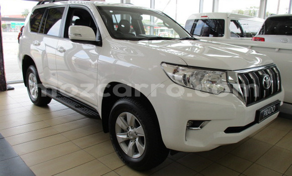 Tenga Tsaru Toyota Land Cruiser Prado Chena Mota in Mocambique in Nampula Tenga Tsaru Toyota Land Cruiser Prado Chena Mota in Mocambique in Nampula