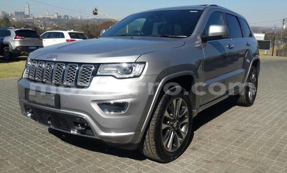 Nunua Ilio tumika Jeep Grand Cherokee Fedha Gari ndani ya Mocambique nchini Nampula Nunua Ilio tumika Jeep Grand Cherokee Fedha Gari ndani ya Mocambique nchini Nampula