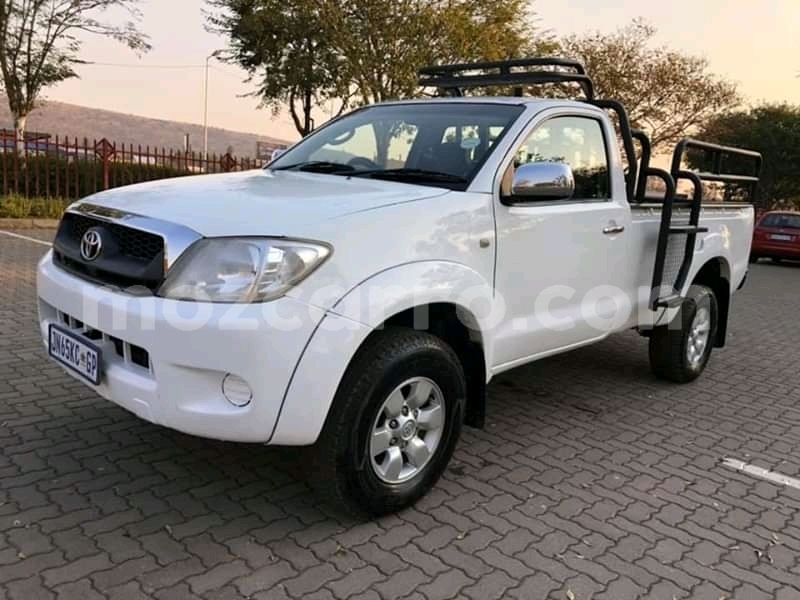 Big with watermark toyota hilux tete mutarara 9191