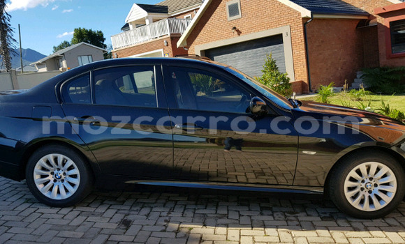 Comprar Usado BMW 3-Series Preto Carro em Mutarara em Tete Comprar Usado BMW 3-Series Preto Carro em Mutarara em Tete