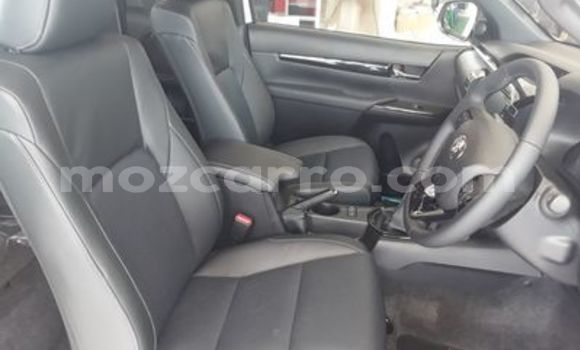 Tenga Tsaru Toyota Hilux Zvimwe Mota in Mocambique in Nampula Tenga Tsaru Toyota Hilux Zvimwe Mota in Mocambique in Nampula