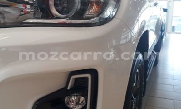 Tenga Tsaru Toyota Hilux Zvimwe Mota in Mocambique in Nampula Tenga Tsaru Toyota Hilux Zvimwe Mota in Mocambique in Nampula