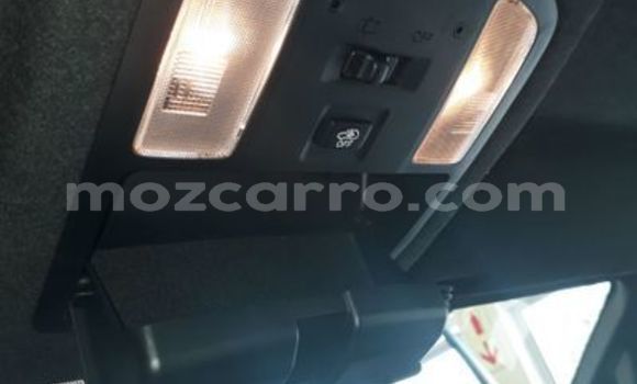 Tenga Tsaru Toyota Hilux Zvimwe Mota in Mocambique in Nampula Tenga Tsaru Toyota Hilux Zvimwe Mota in Mocambique in Nampula