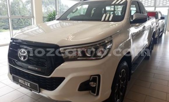 Tenga Tsaru Toyota Hilux Zvimwe Mota in Mocambique in Nampula Tenga Tsaru Toyota Hilux Zvimwe Mota in Mocambique in Nampula