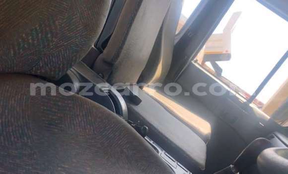 Comprar Usado Nissan UD Branco Caminhão em Maputo em Maputo Comprar Usado Nissan UD Branco Caminhão em Maputo em Maputo