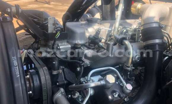 Comprar Usado Nissan UD Branco Caminhão em Maputo em Maputo Comprar Usado Nissan UD Branco Caminhão em Maputo em Maputo