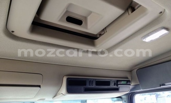 Comprar Usado Scania Irizar Branco Caminhão em Maputo em Maputo Comprar Usado Scania Irizar Branco Caminhão em Maputo em Maputo