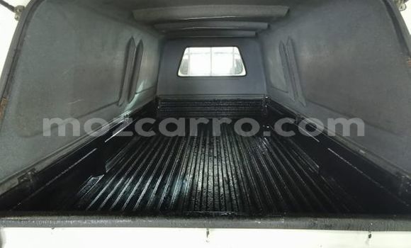 Nunua Ilio tumika Hyundai H200 Nyeupe Gari ndani ya Maputo nchini Maputo Nunua Ilio tumika Hyundai H200 Nyeupe Gari ndani ya Maputo nchini Maputo