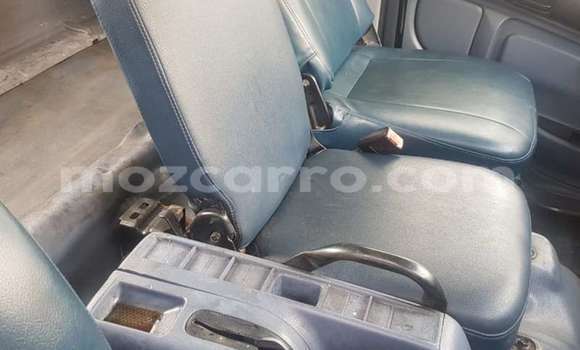 Buy Used Hino 300 Series White Truck in Maputo in Maputo Buy Used Hino 300 Series White Truck in Maputo in Maputo