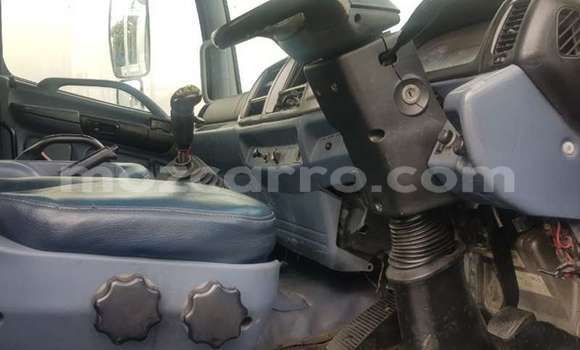 Buy Used Hino 300 Series White Truck in Maputo in Maputo Buy Used Hino 300 Series White Truck in Maputo in Maputo