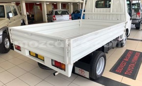 Buy Used Toyota Dyna White Car in Mocambique in Nampula Buy Used Toyota Dyna White Car in Mocambique in Nampula