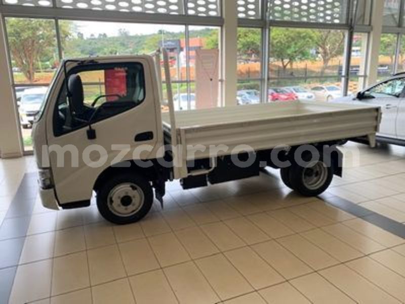 Big with watermark toyota dyna nampula mocambique 9216