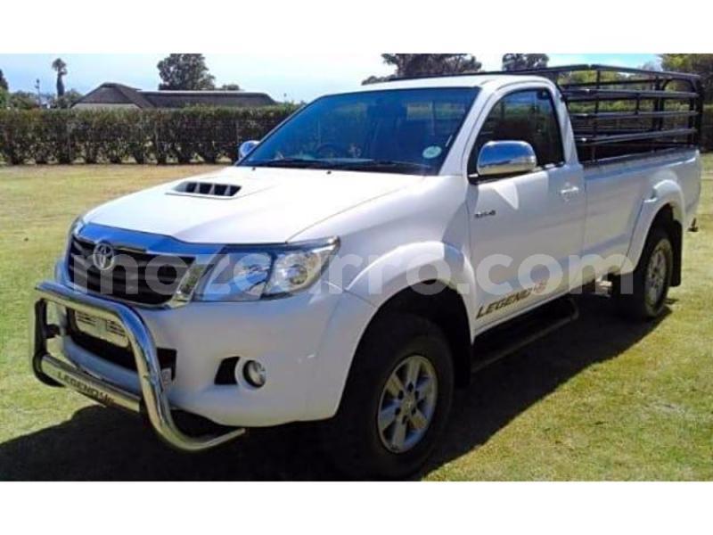 Big with watermark toyota hilux nampula mocambique 9219