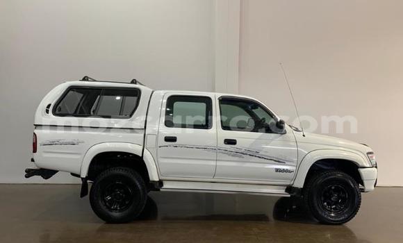 Buy Used Toyota Hilux White Car in Beira in Sofala Buy Used Toyota Hilux White Car in Beira in Sofala