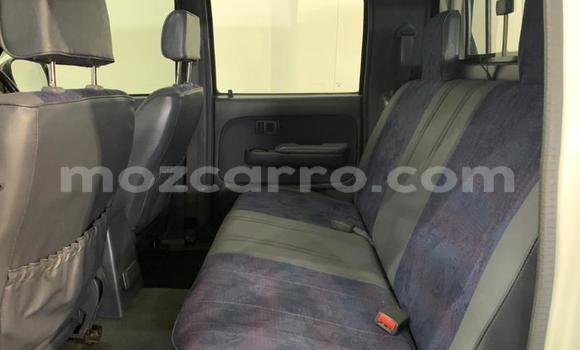 Buy Used Toyota Hilux White Car in Beira in Sofala Buy Used Toyota Hilux White Car in Beira in Sofala