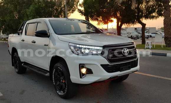 Buy Used Toyota Hilux White Car in Maputo in Maputo Buy Used Toyota Hilux White Car in Maputo in Maputo