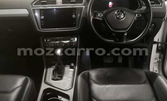 Tenga Tsaru Volkswagen Tiguan Chena Mota in Búzi in Sofala Tenga Tsaru Volkswagen Tiguan Chena Mota in Búzi in Sofala