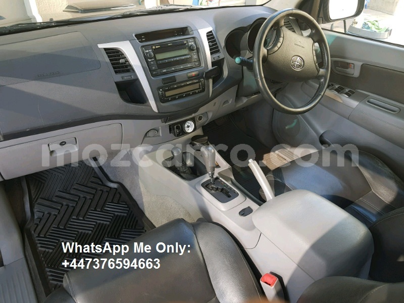 Big with watermark toyota hilux maputo maputo 9239