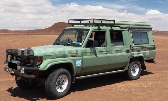 Comprar Usado Toyota Land Cruiser Branco Carro em Maputo em Maputo