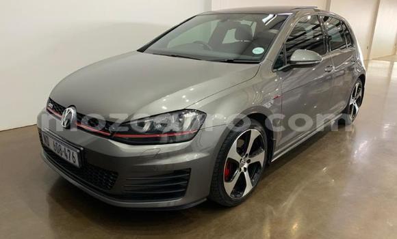 Nunua Ilio tumika Volkswagen Golf GTI Nyingine Gari ndani ya Beira nchini Sofala