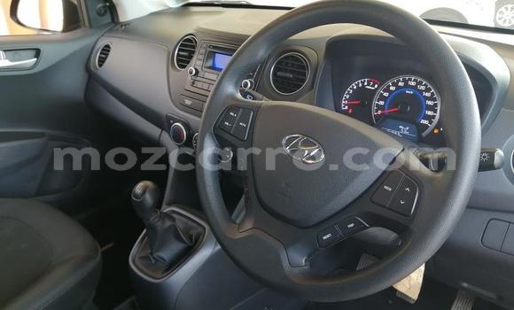 Tenga Tsaru Hyundai i10 Tsvuku Mota in Beira in Sofala Tenga Tsaru Hyundai i10 Tsvuku Mota in Beira in Sofala