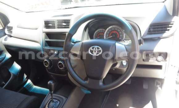 Tenga Tsaru Toyota Avanza Chena Mota in Mabalane in Gaza Tenga Tsaru Toyota Avanza Chena Mota in Mabalane in Gaza