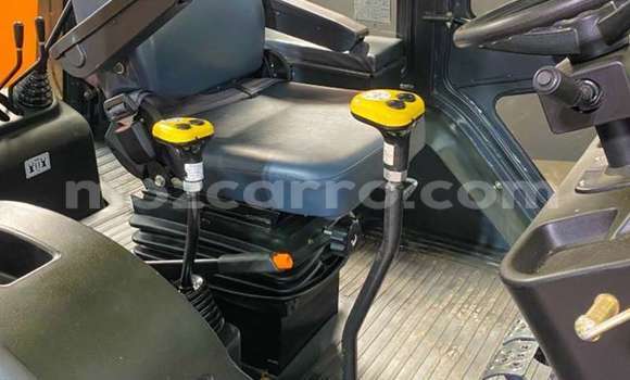 Buy Used Caterpillar 120 Other Truck in Maputo in Maputo Buy Used Caterpillar 120 Other Truck in Maputo in Maputo