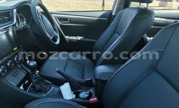 Comprar Usado Toyota Corolla Prata Carro em Ancuabe em Cabo Delgado Comprar Usado Toyota Corolla Prata Carro em Ancuabe em Cabo Delgado
