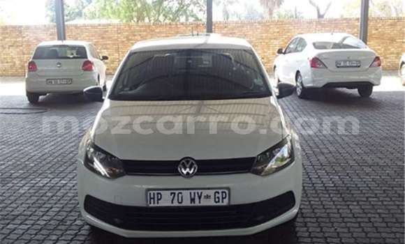 Comprar Usado Volkswagen Polo Branco Carro em Beira em Sofala Comprar Usado Volkswagen Polo Branco Carro em Beira em Sofala